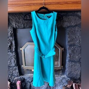 White House Black Market size 0 mint green dress whbm